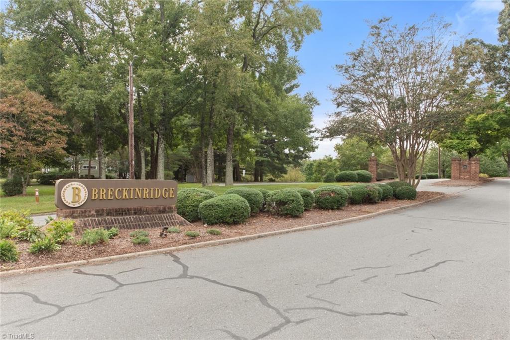 109 Breckindale Circle, Winston-Salem