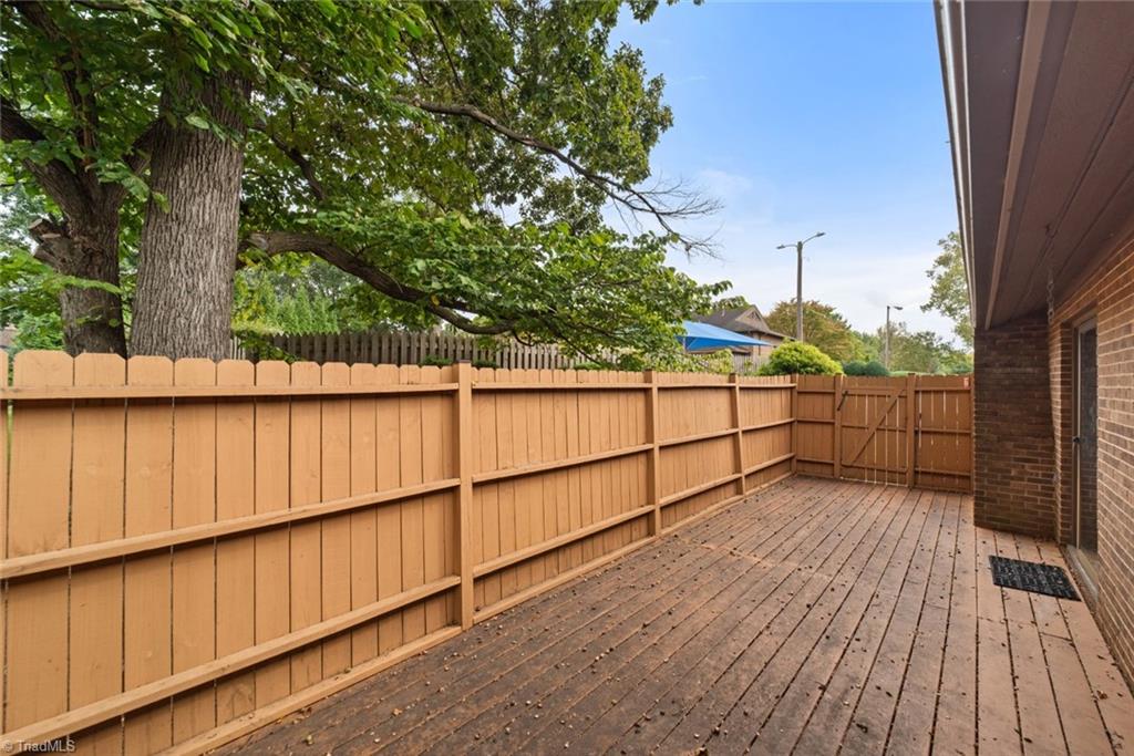 109 Breckindale Circle, Winston-Salem