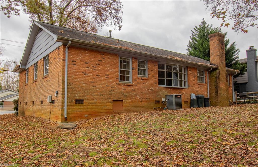 7423 Idlewild Road