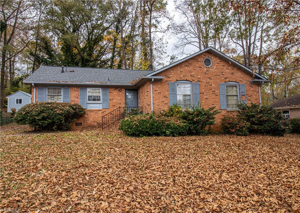 7423 Idlewild Road