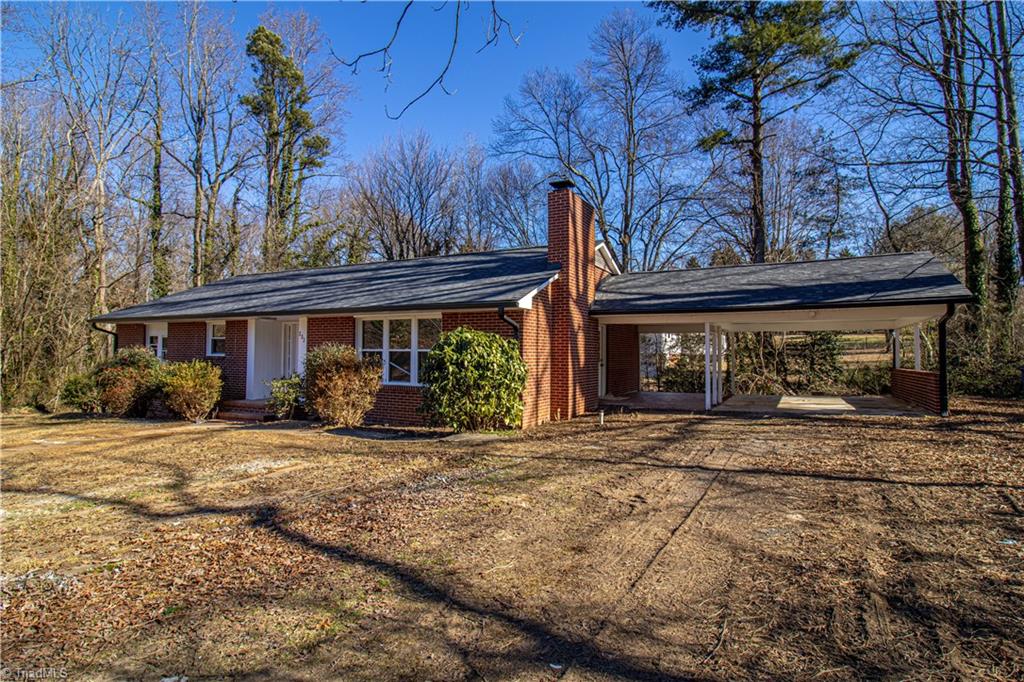 232 Quail Drive, Winston-Salem