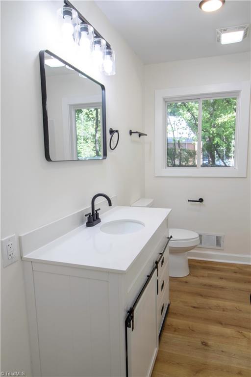 3020 Fleet Street, Winston-Salem