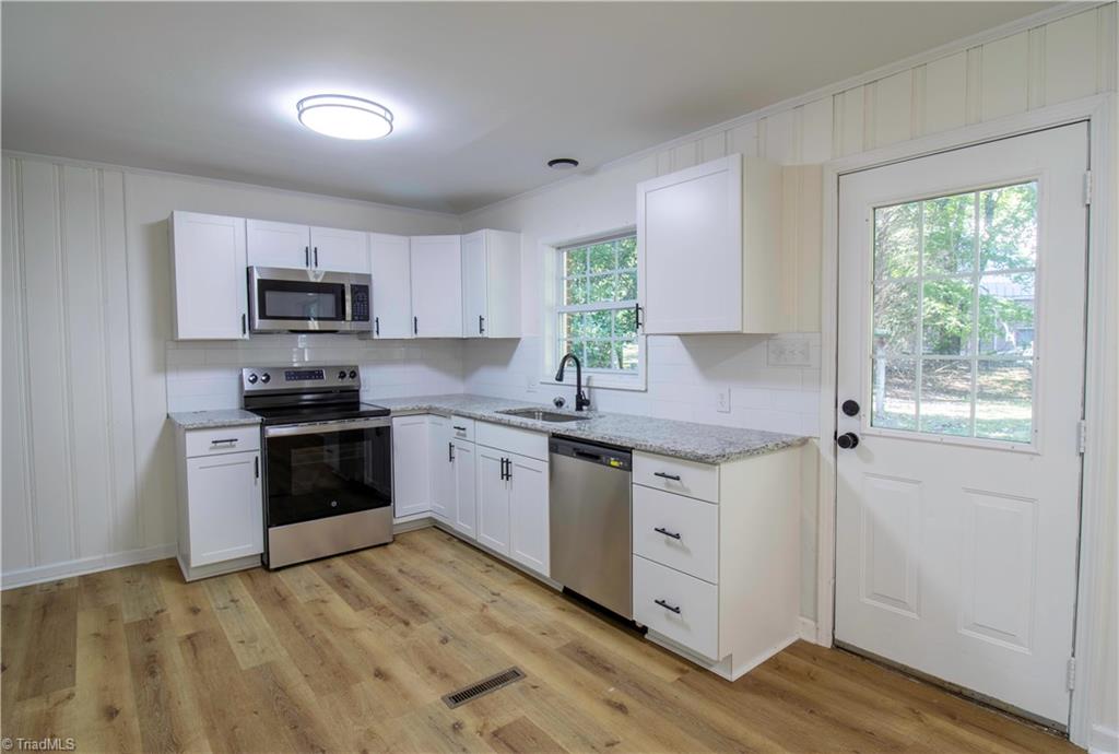 3020 Fleet Street, Winston-Salem