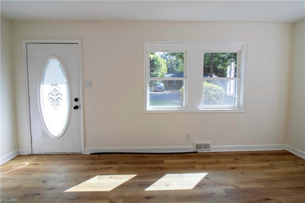 3020 Fleet Street, Winston-Salem