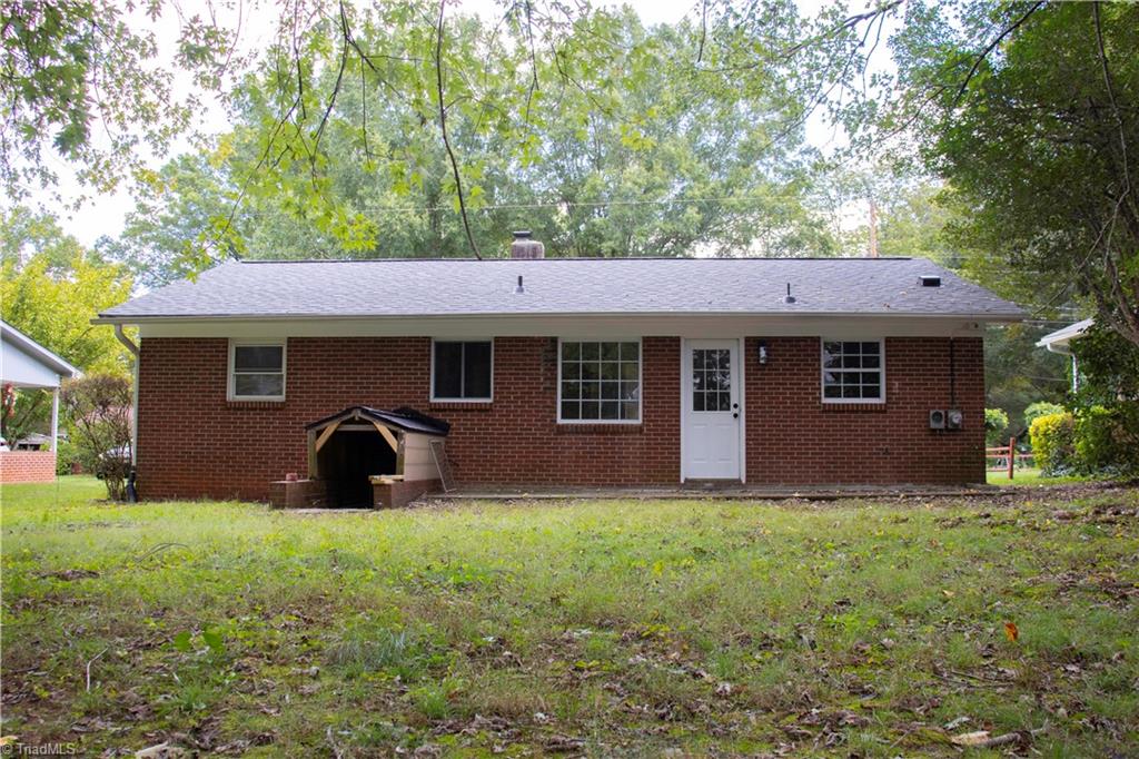 3020 Fleet Street, Winston-Salem