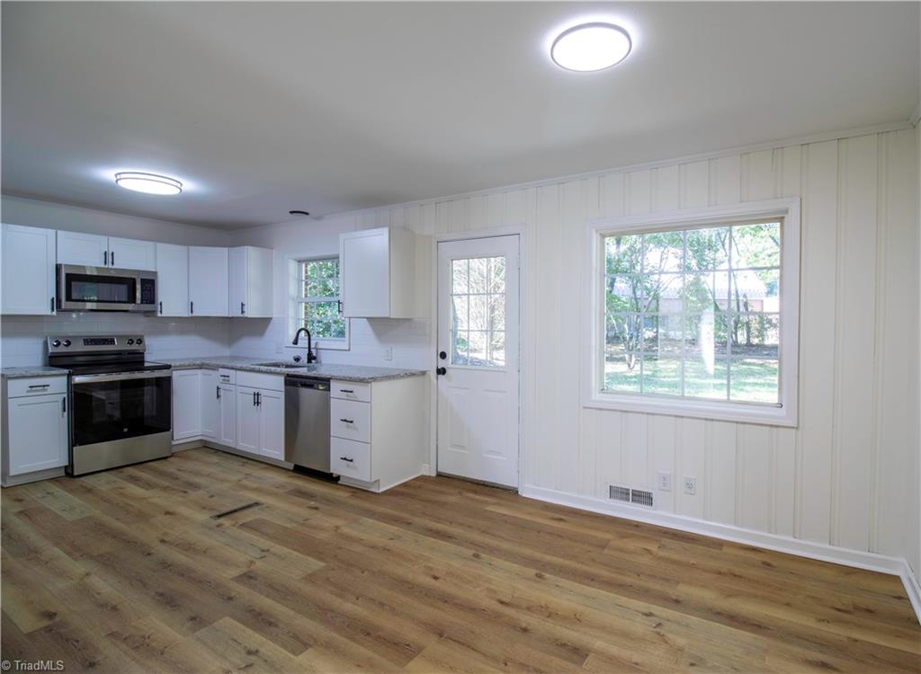 3020 Fleet Street, Winston-Salem