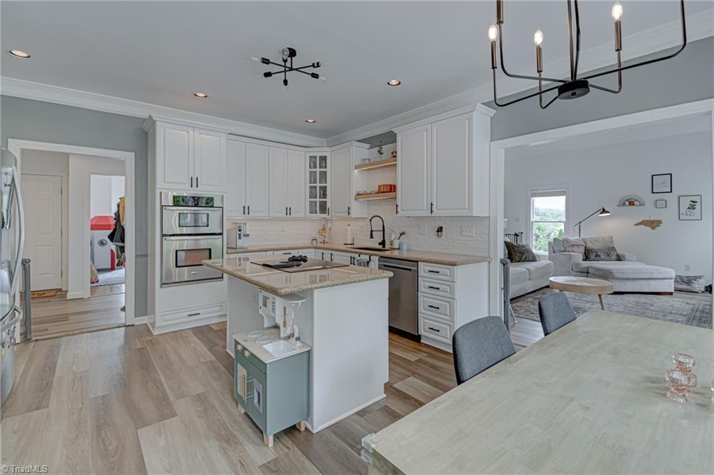 3356 Grandview Club Road