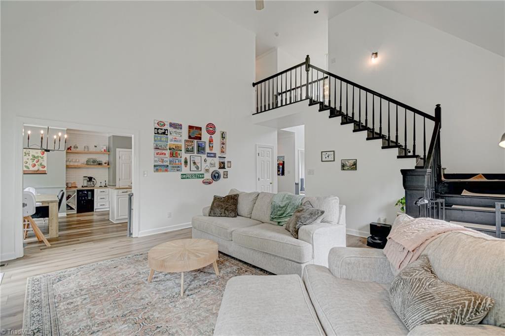 3356 Grandview Club Road