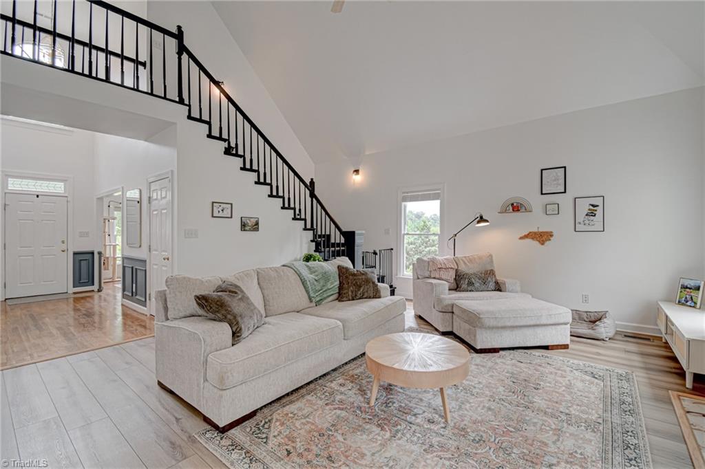 3356 Grandview Club Road