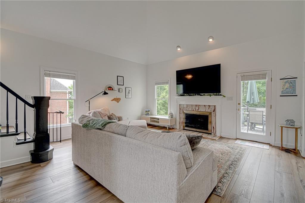 3356 Grandview Club Road