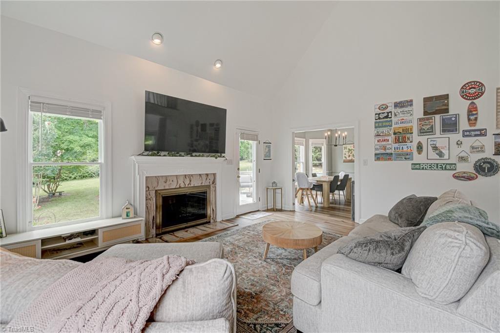 3356 Grandview Club Road