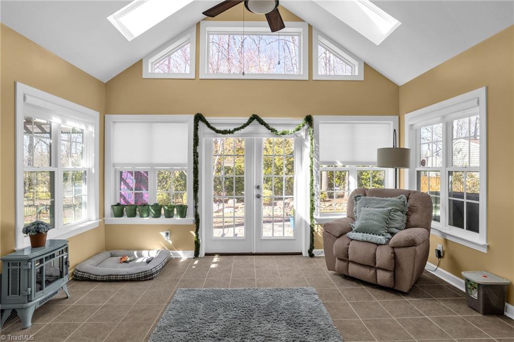 2215 Dunning Court