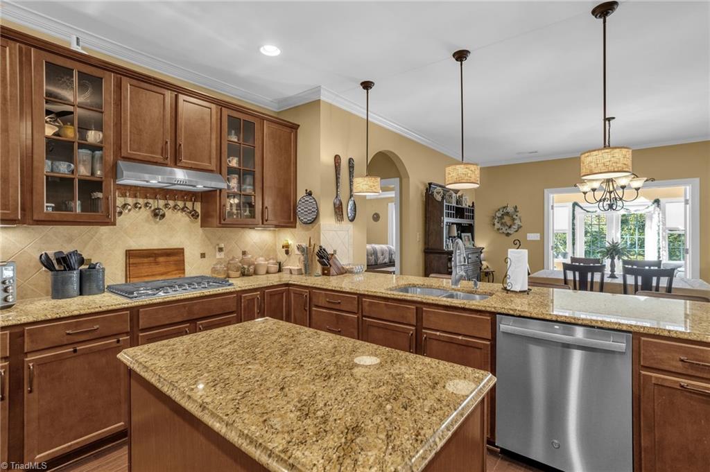 2215 Dunning Court