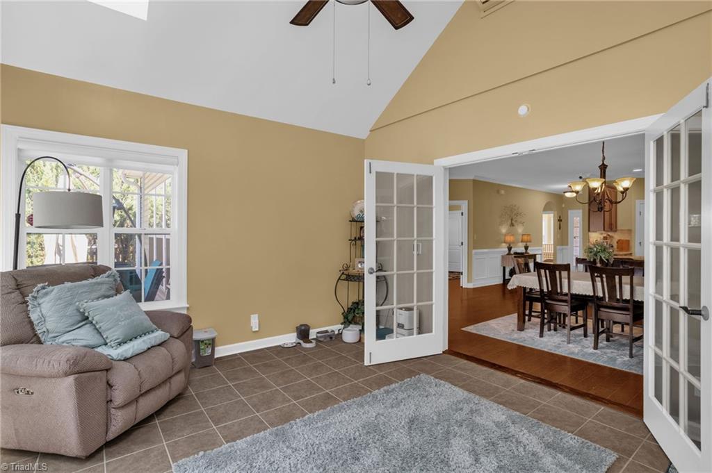 2215 Dunning Court