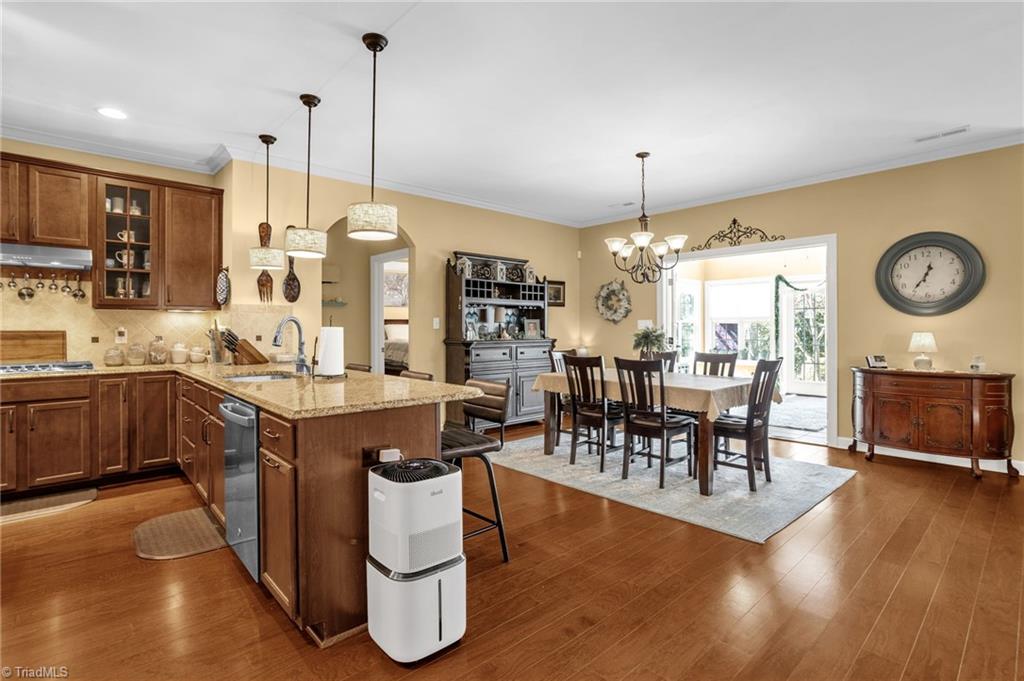 2215 Dunning Court