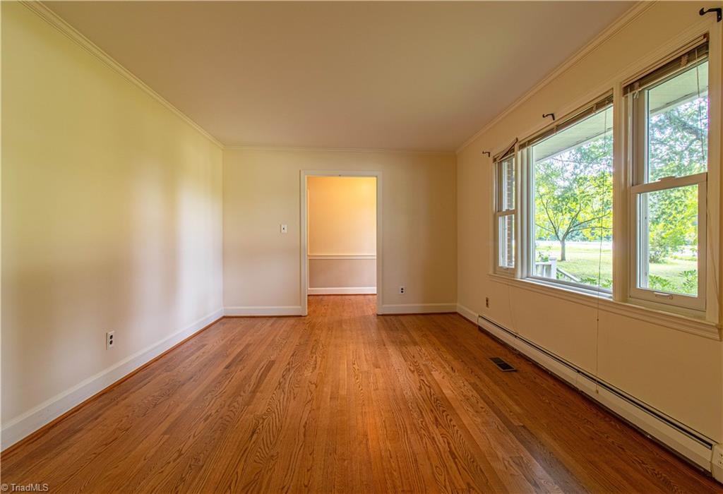 654 Meadowlark Drive, Winston-Salem