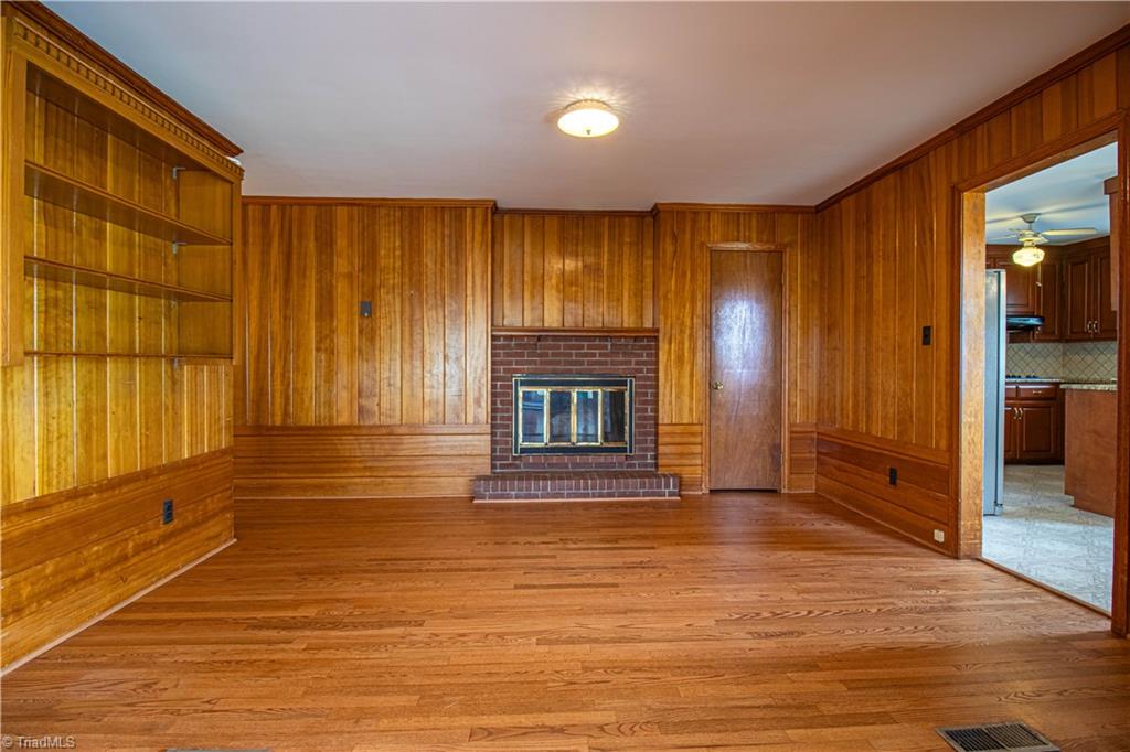 654 Meadowlark Drive, Winston-Salem