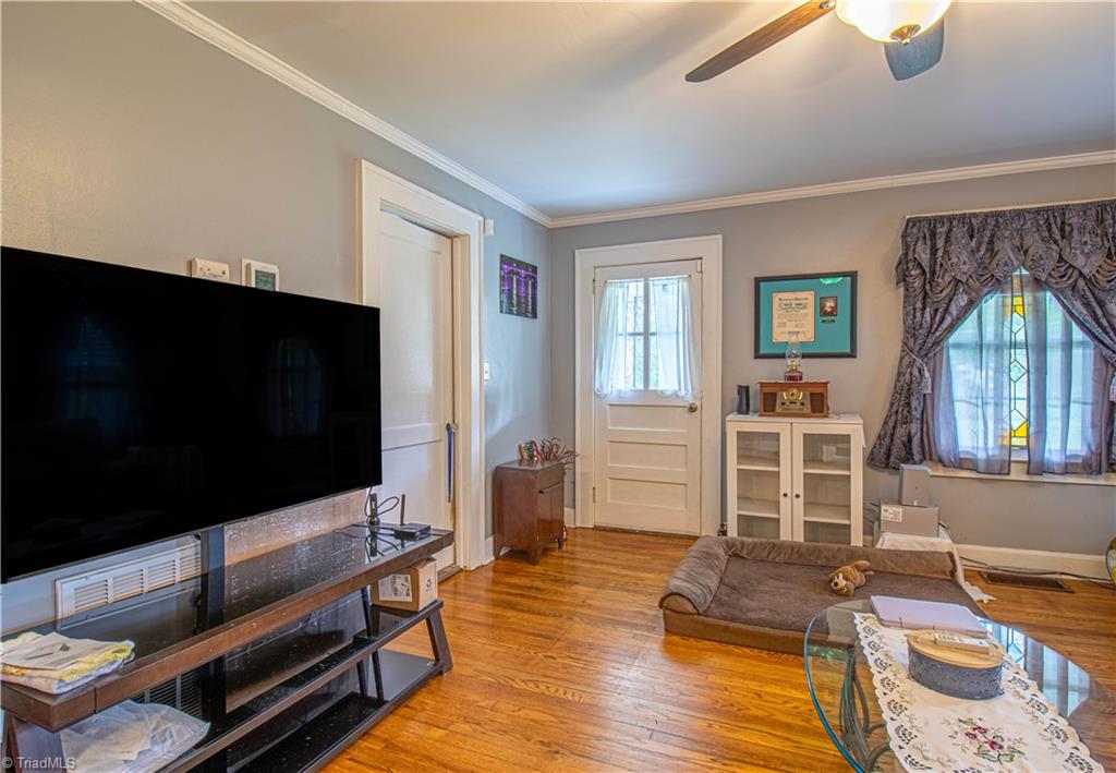 1923 Old Salisbury Road, Winston-Salem