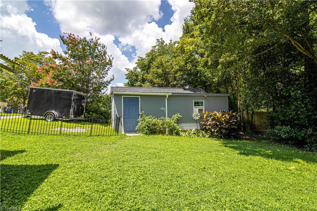 1923 Old Salisbury Road, Winston-Salem