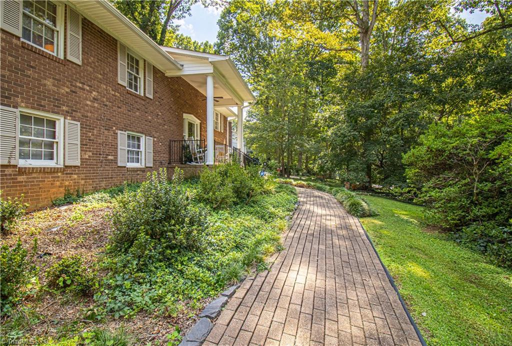 1825 Buddingbrook Lane, Winston-Salem