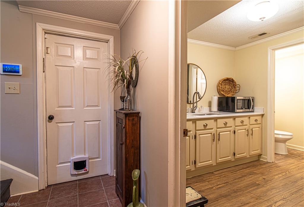 1825 Buddingbrook Lane, Winston-Salem