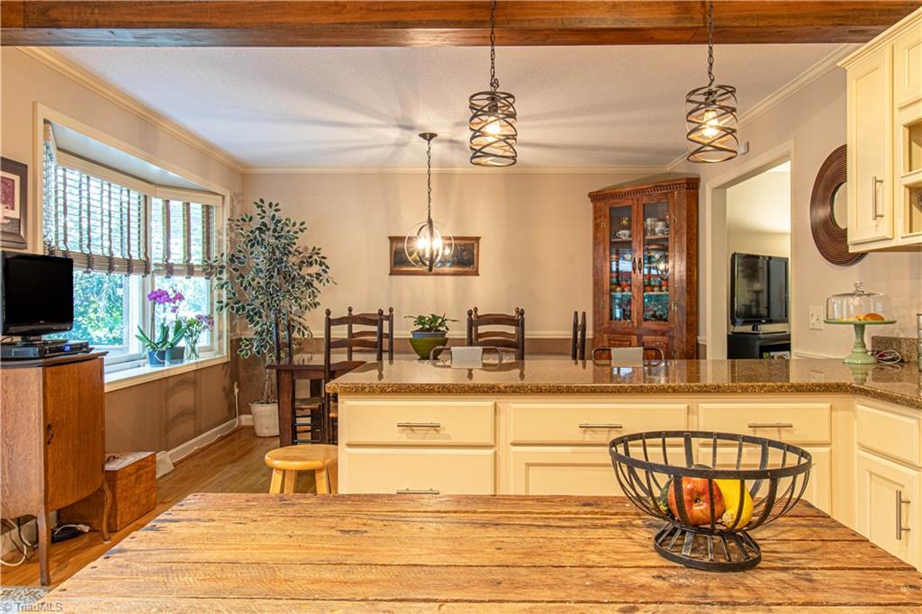 1825 Buddingbrook Lane, Winston-Salem