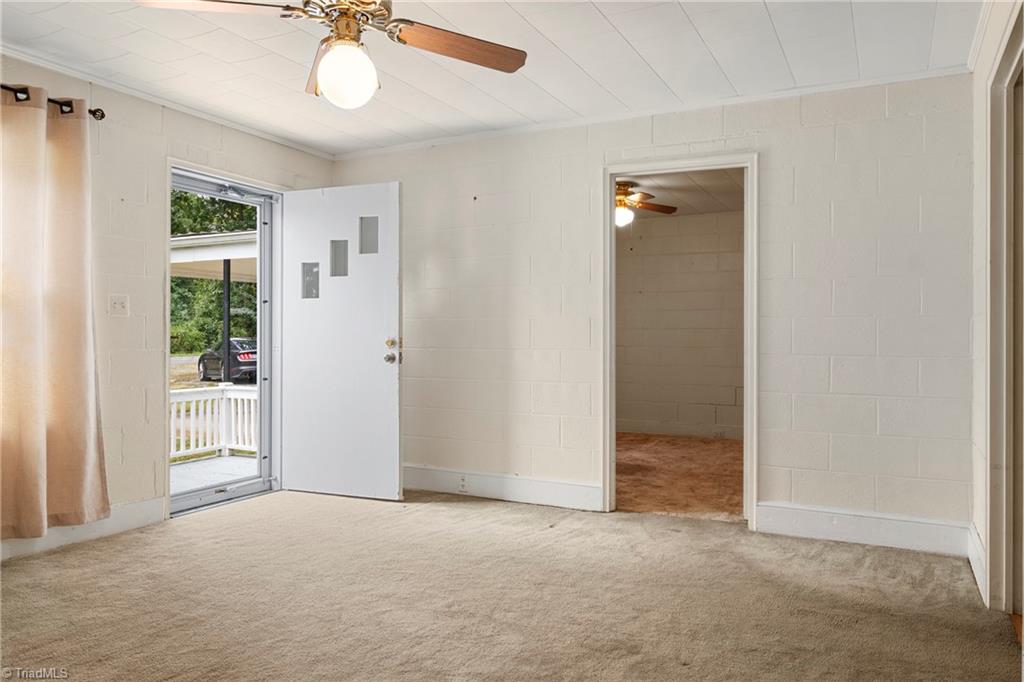 1672 Disher Road, Winston-Salem