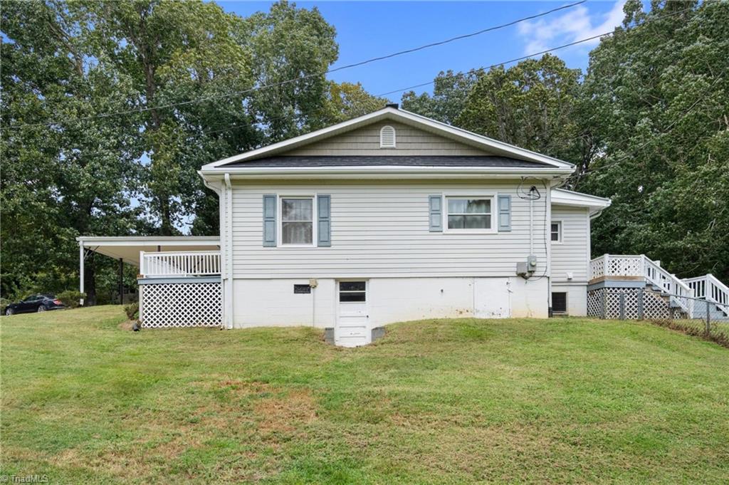 1672 Disher Road, Winston-Salem