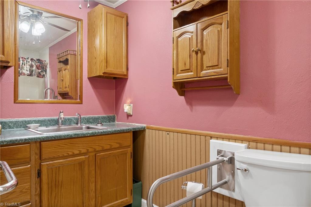 1672 Disher Road, Winston-Salem