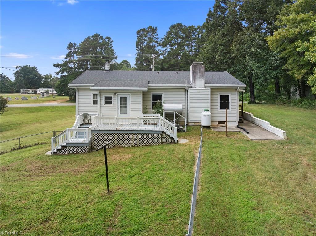 1672 Disher Road, Winston-Salem