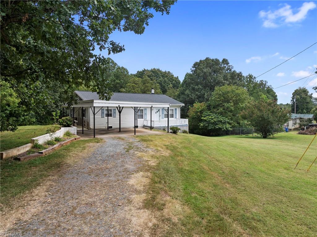1672 Disher Road, Winston-Salem