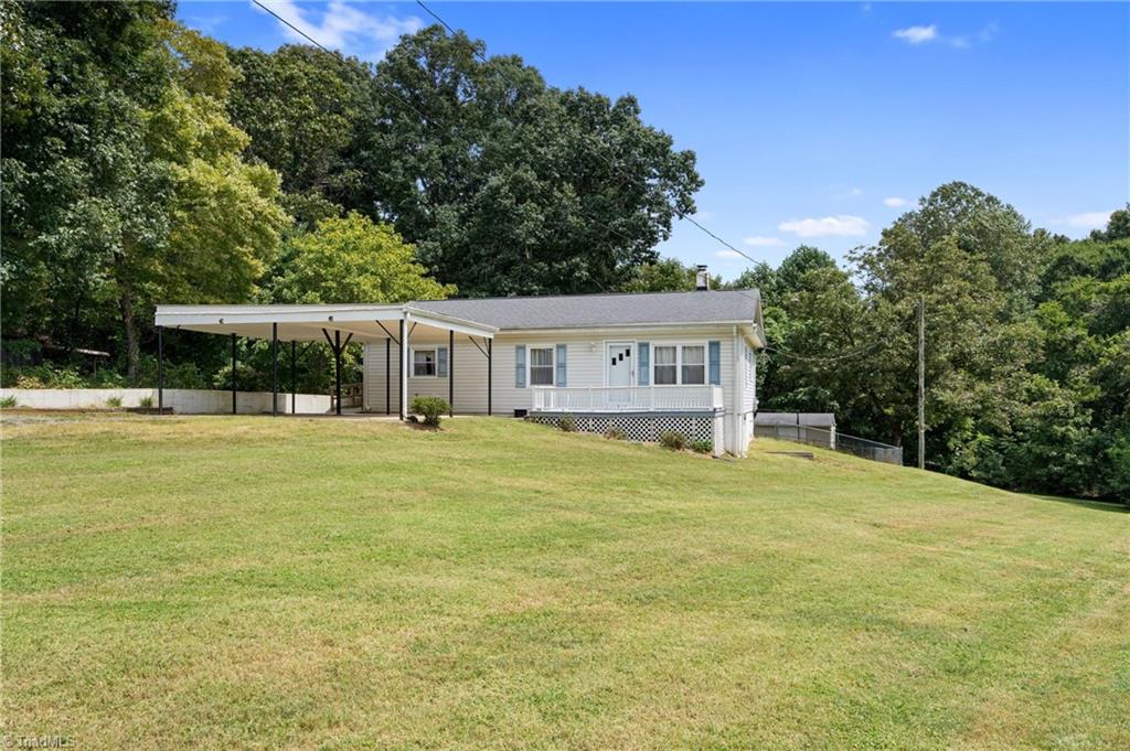 1672 Disher Road, Winston-Salem