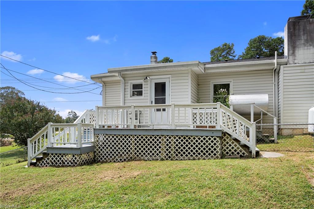 1672 Disher Road, Winston-Salem