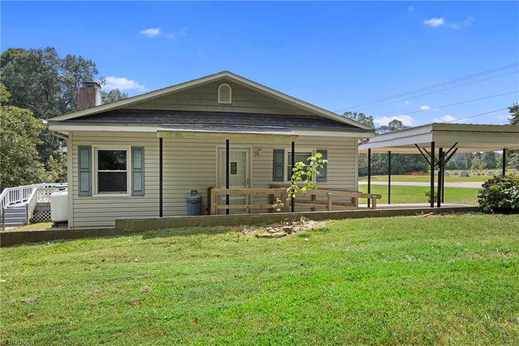 1672 Disher Road, Winston-Salem