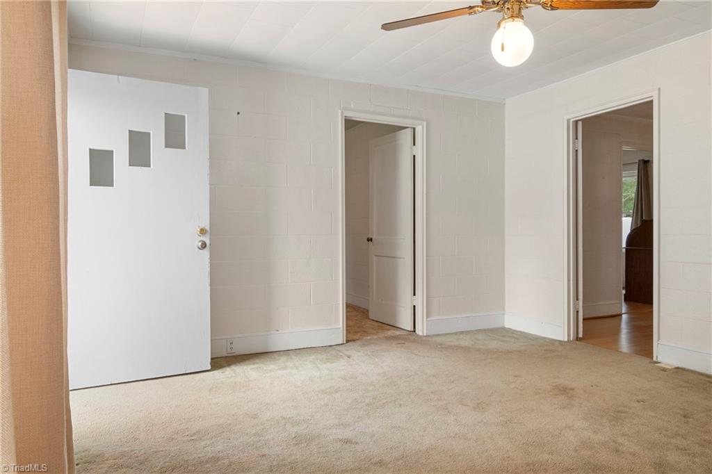 1672 Disher Road, Winston-Salem