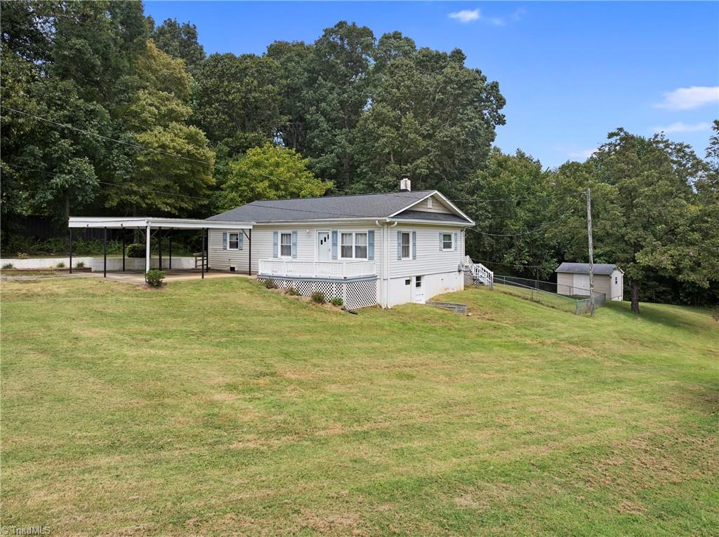 1672 Disher Road, Winston-Salem