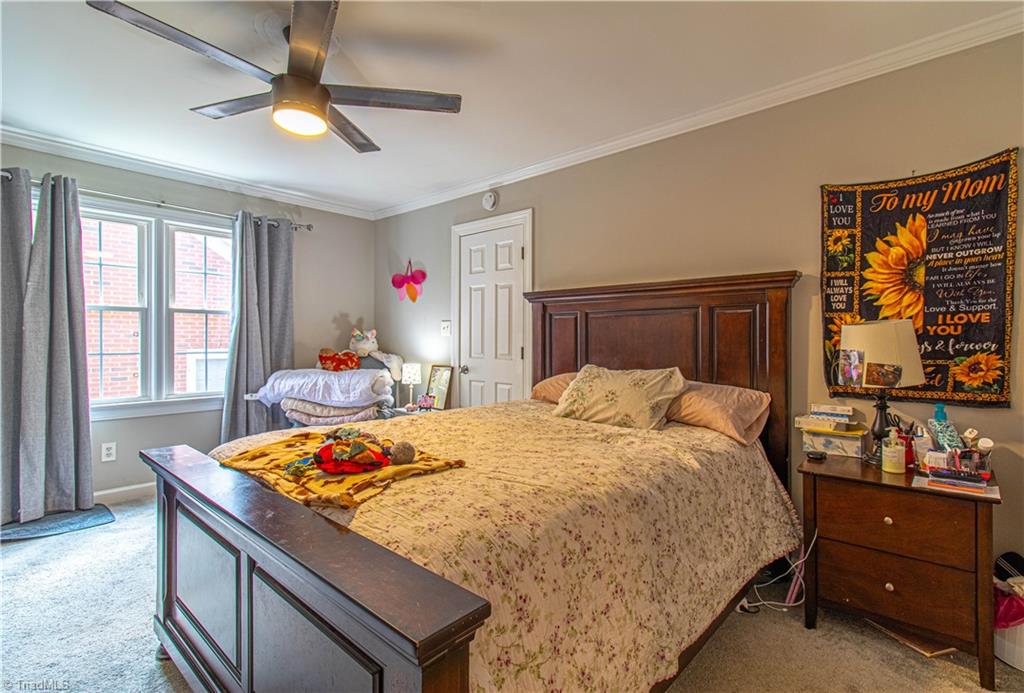 121 Wellesborough Road, Winston-Salem