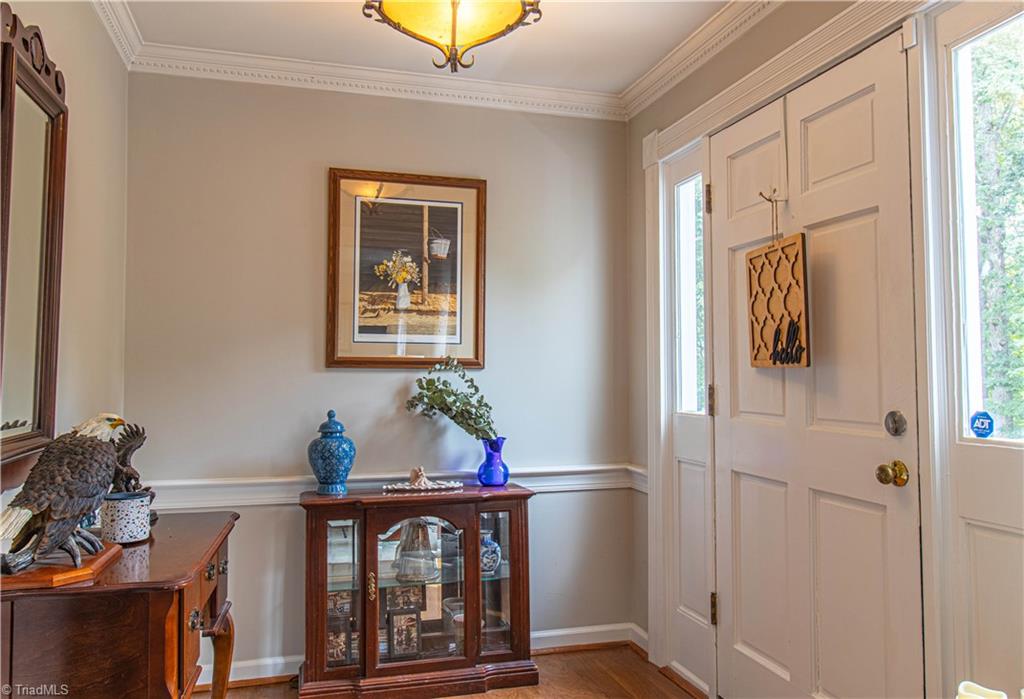 121 Wellesborough Road, Winston-Salem