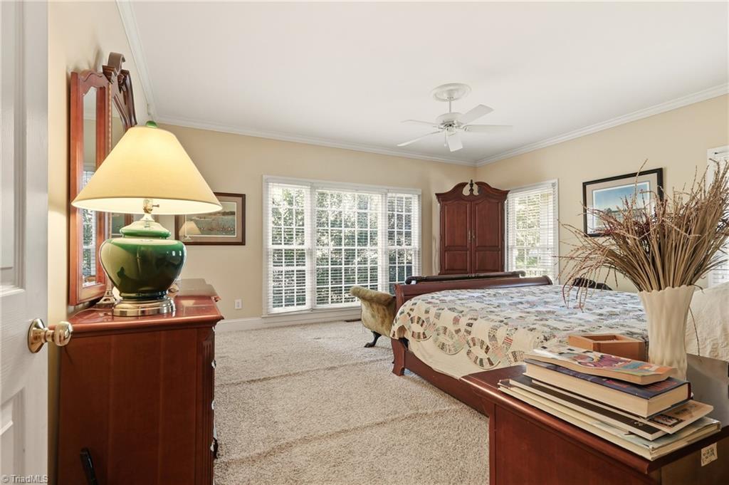 5307 Century Oaks Drive