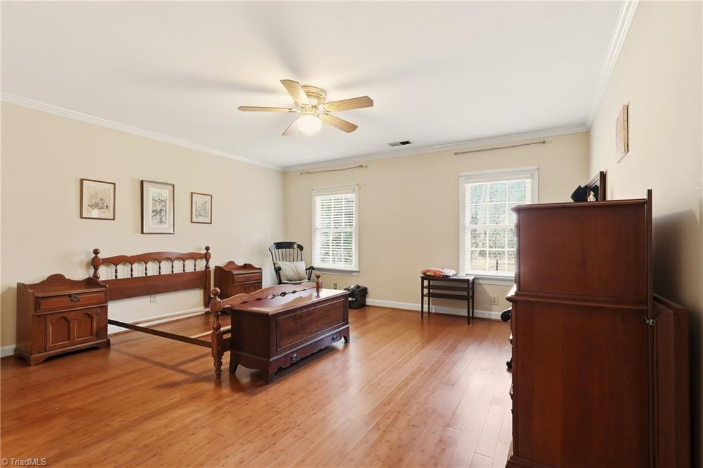 5307 Century Oaks Drive