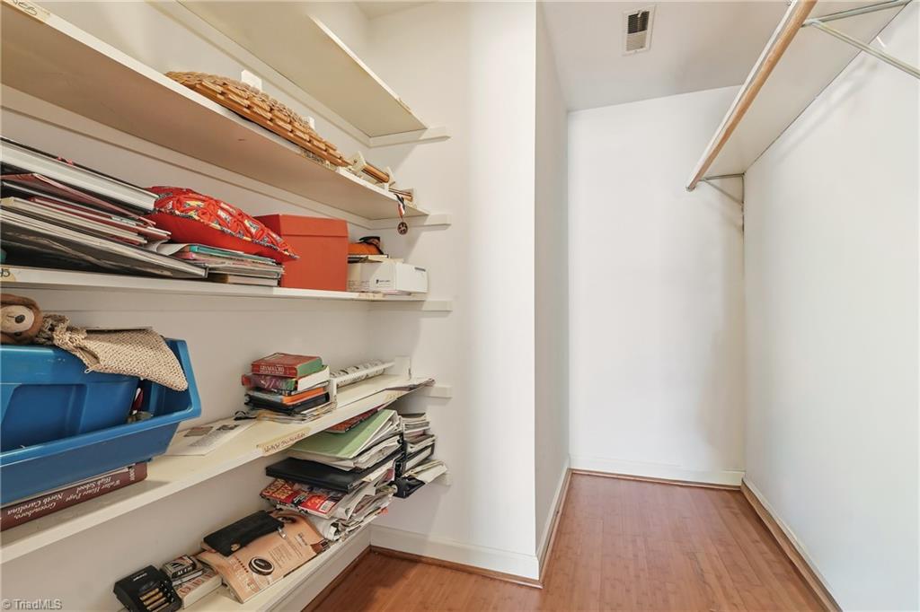 5307 Century Oaks Drive