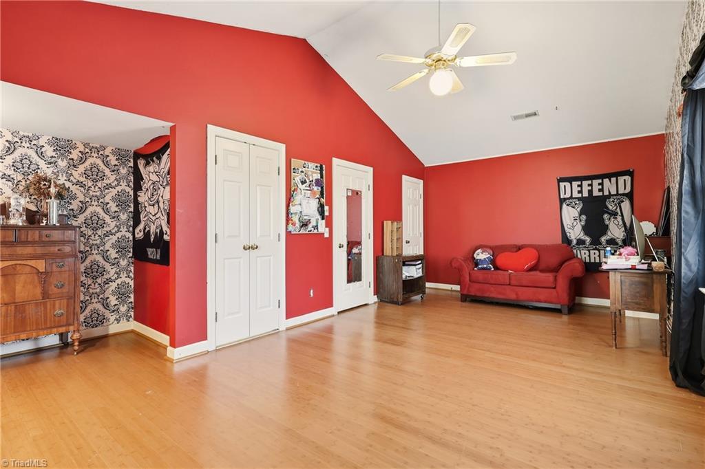 5307 Century Oaks Drive