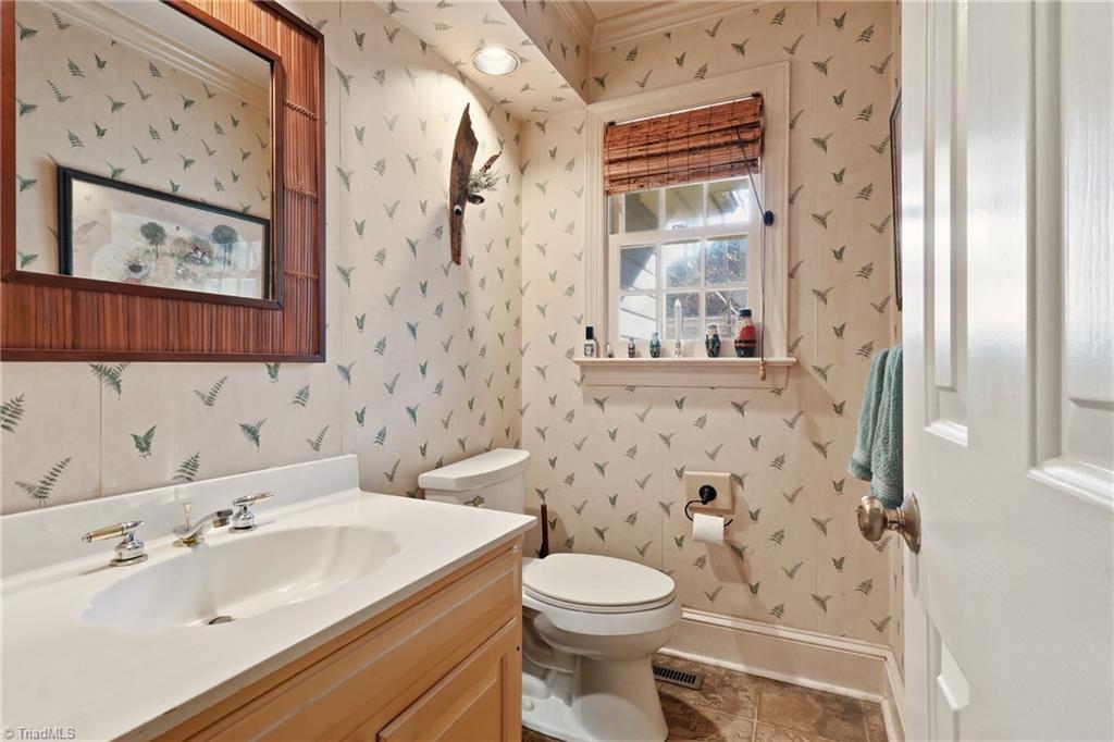 5307 Century Oaks Drive