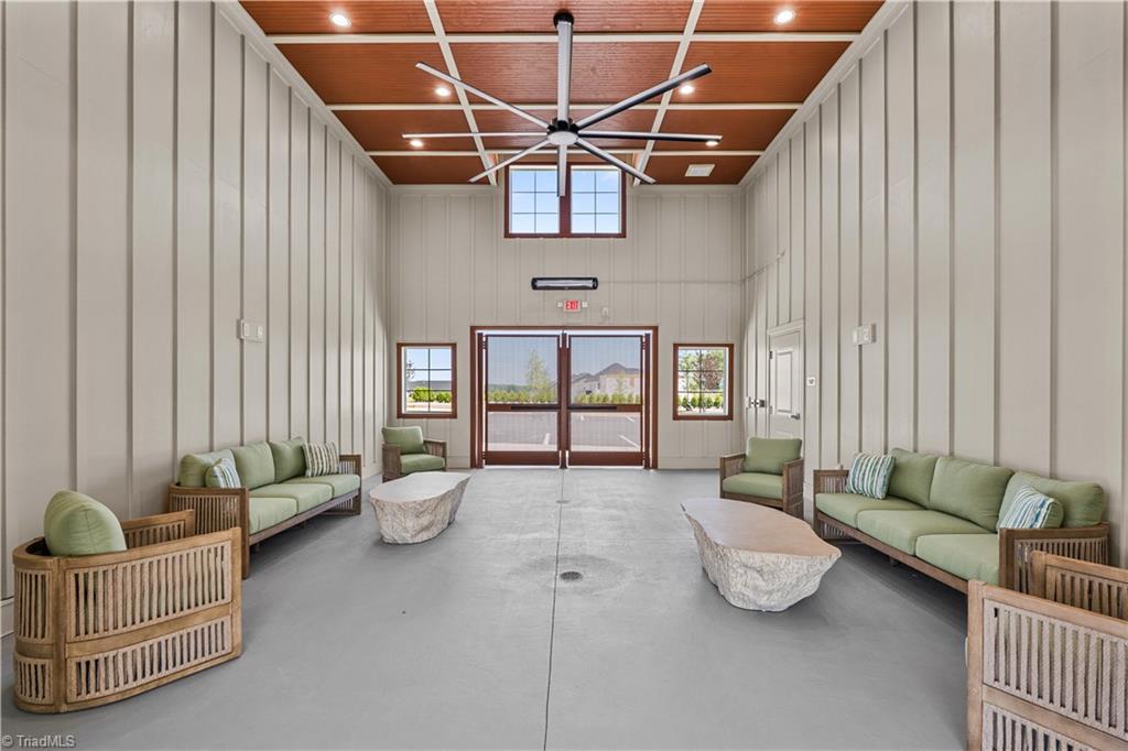 455 Yarrow Drive