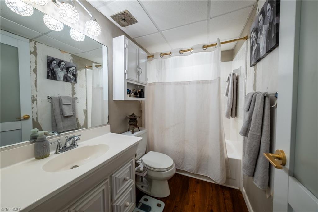 3820 Country Club Road, Winston-Salem Unit: E
