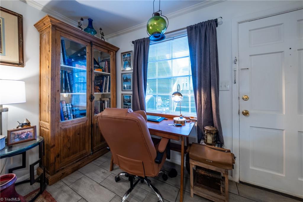 3820 Country Club Road, Winston-Salem Unit: E