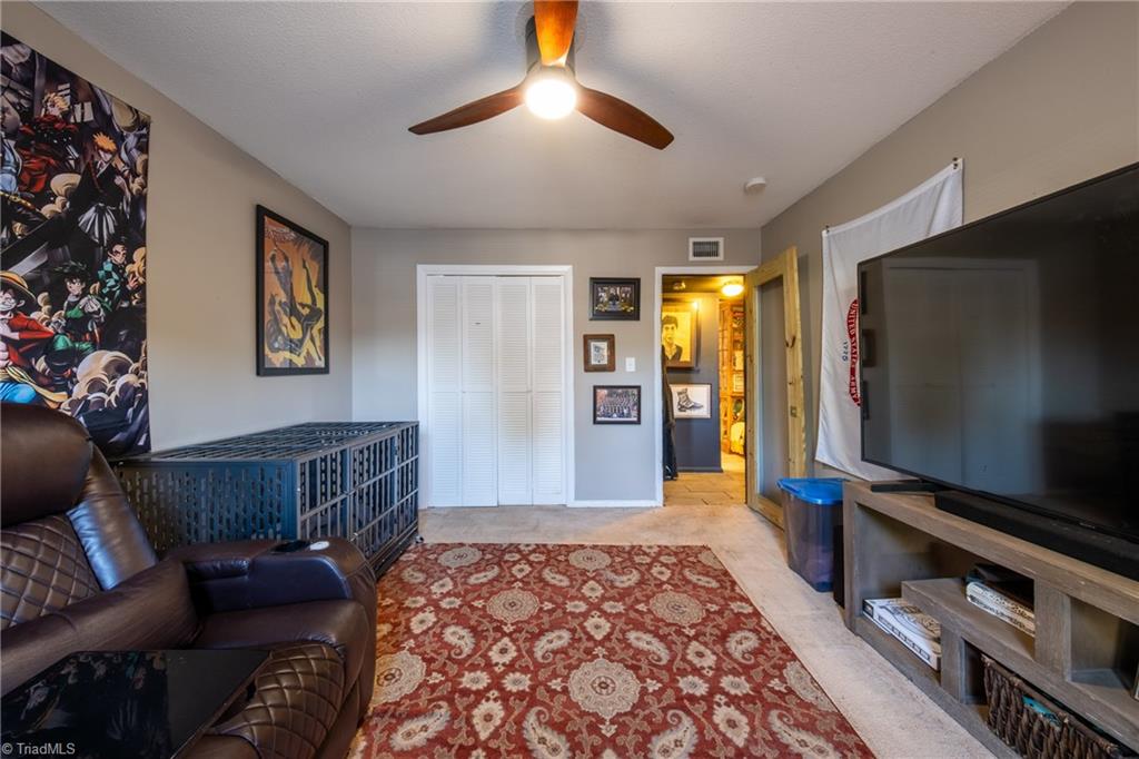 3820 Country Club Road, Winston-Salem Unit: E