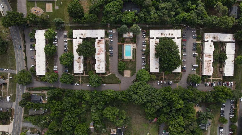 3820 Country Club Road, Winston-Salem Unit: E