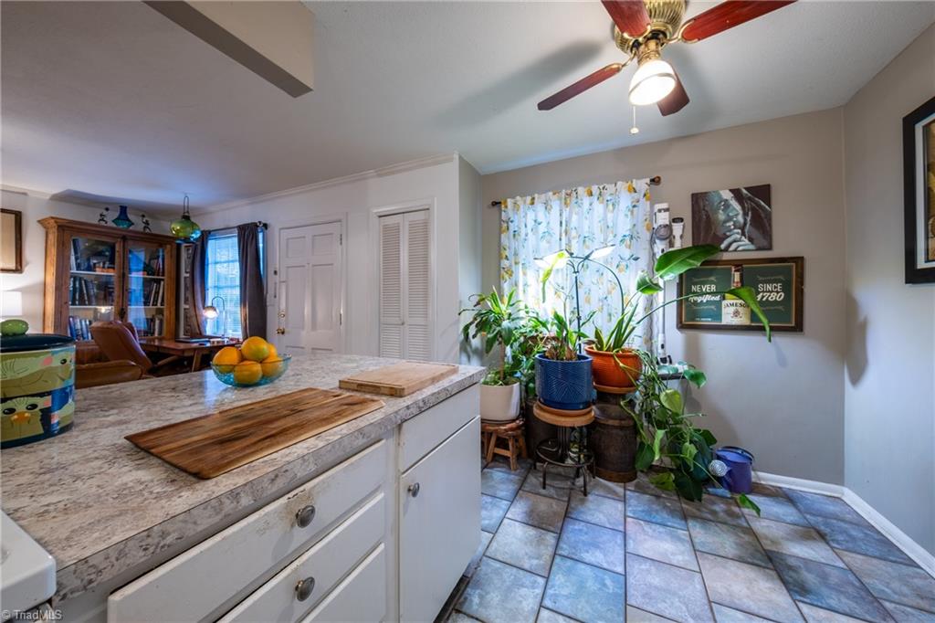 3820 Country Club Road, Winston-Salem Unit: E