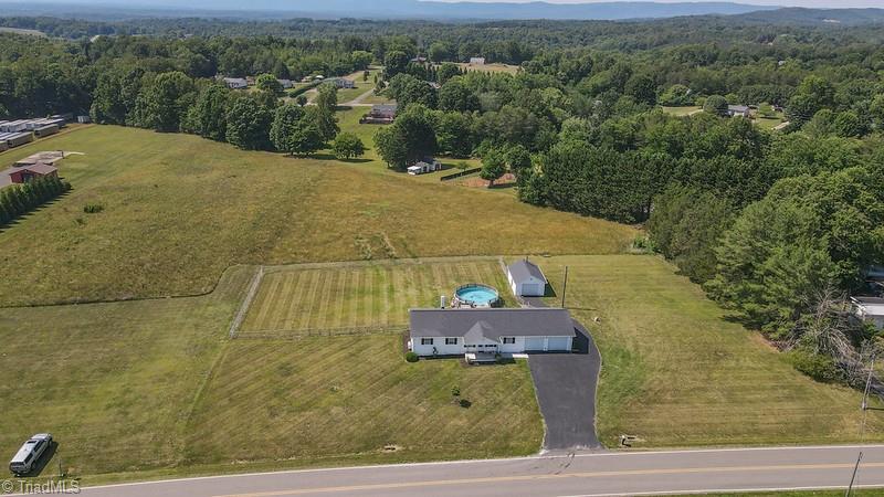 817 Holly Springs Road